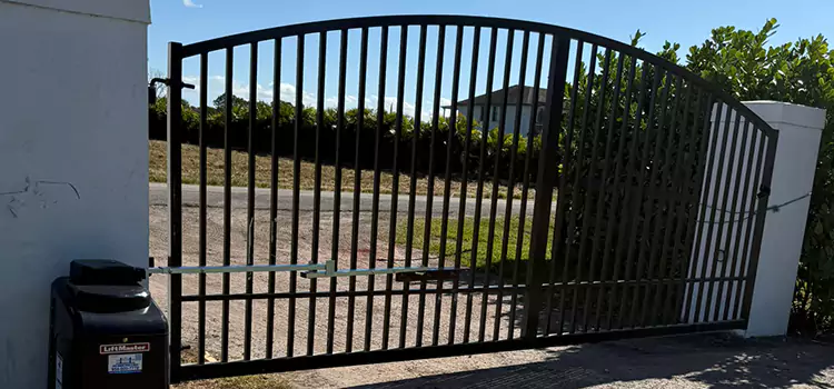 Driveway Fence Repair North Druid Hills